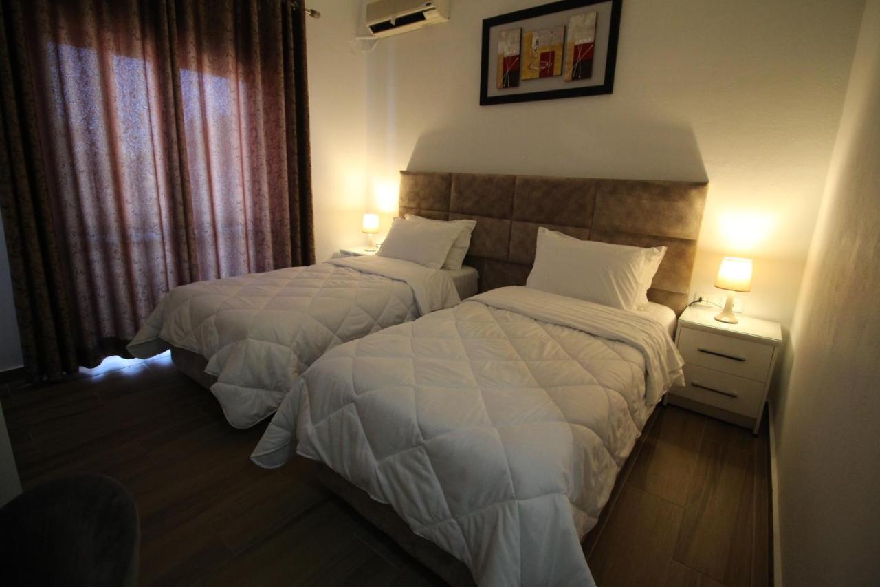 Hotel Julia Sarandë Exterior foto